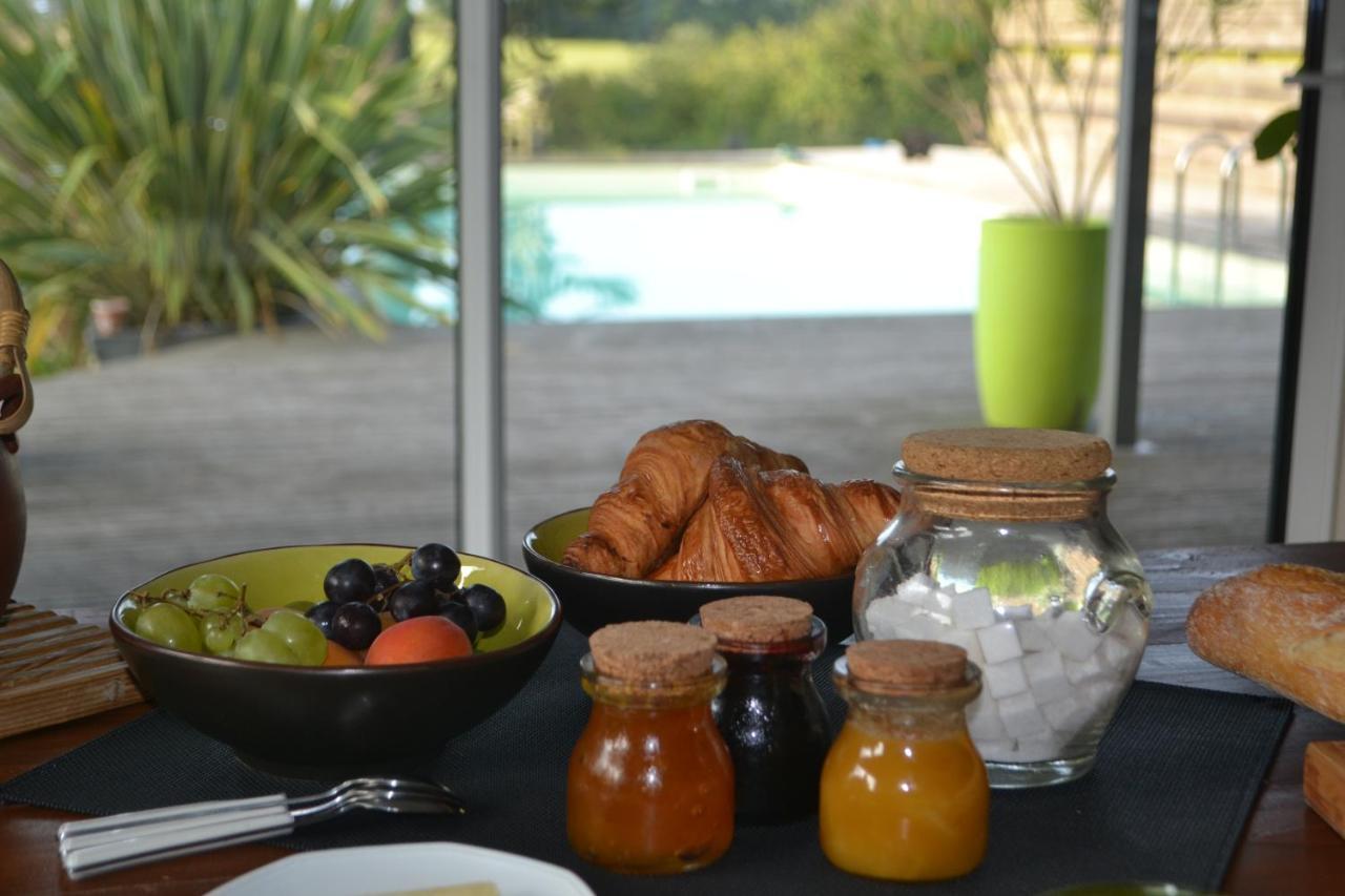Un Dimanche A La Campagne Bed & Breakfast Brech Exterior photo